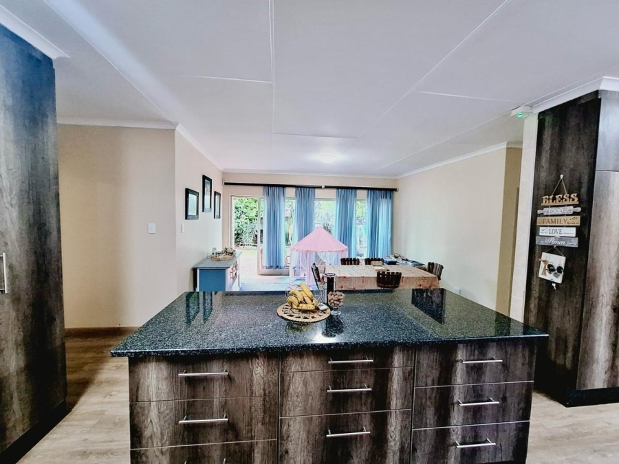 4 Bedroom Property for Sale in Protea Park North West